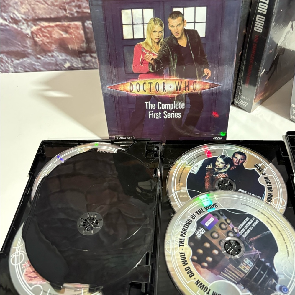 Doctor Who: The Complete Series Seasons 1-13 ( DVD 64-Disc Set ) BBC - Picture 7 of 9